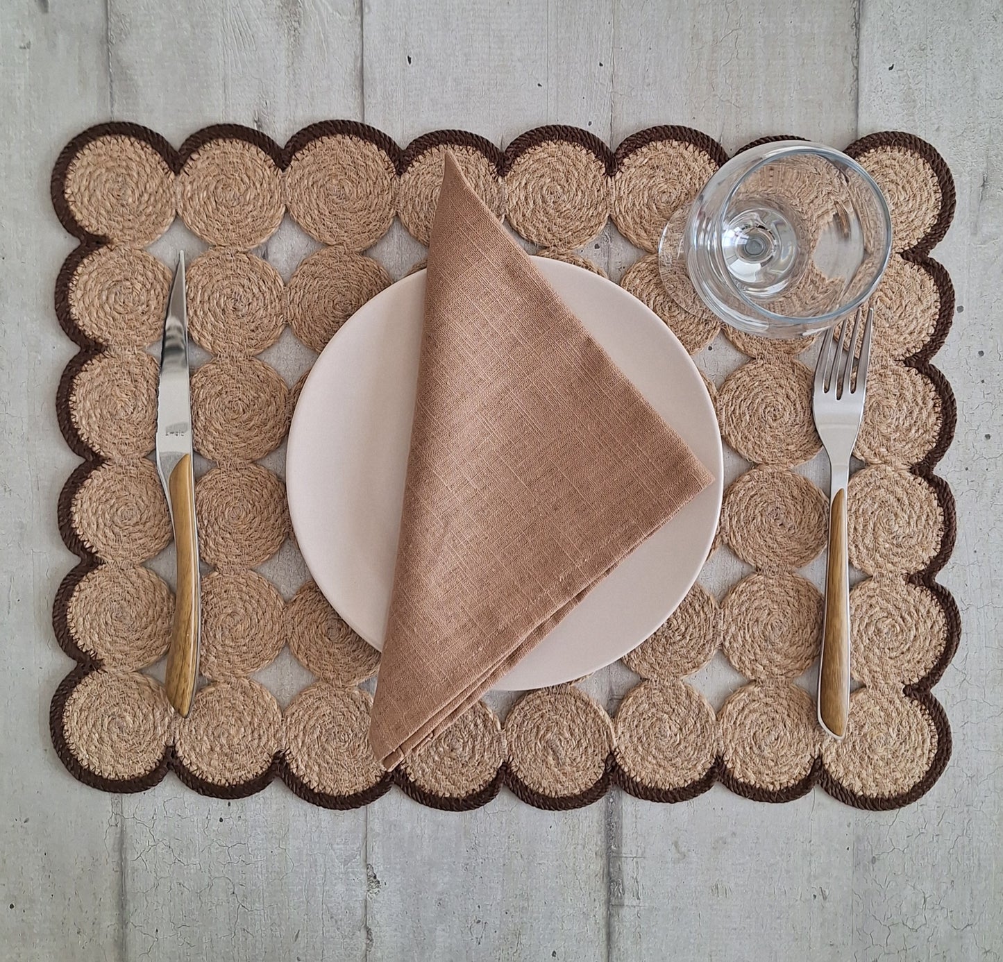 Lot de 2 Sets de table en jute et contour marron